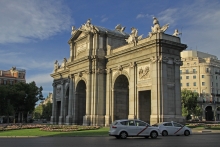 Ворота Алькала в Мадриде
