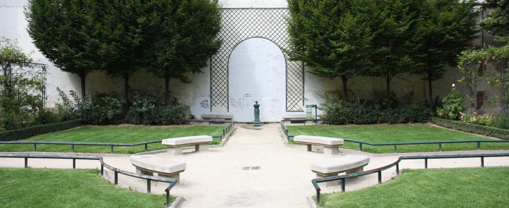 Сад Saint-Gilles-Grand-Veneur