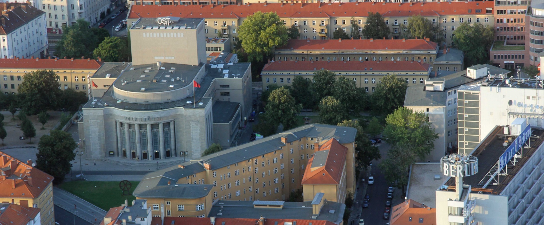 Германия, панорама Берлина с гостиници Парк ИНН